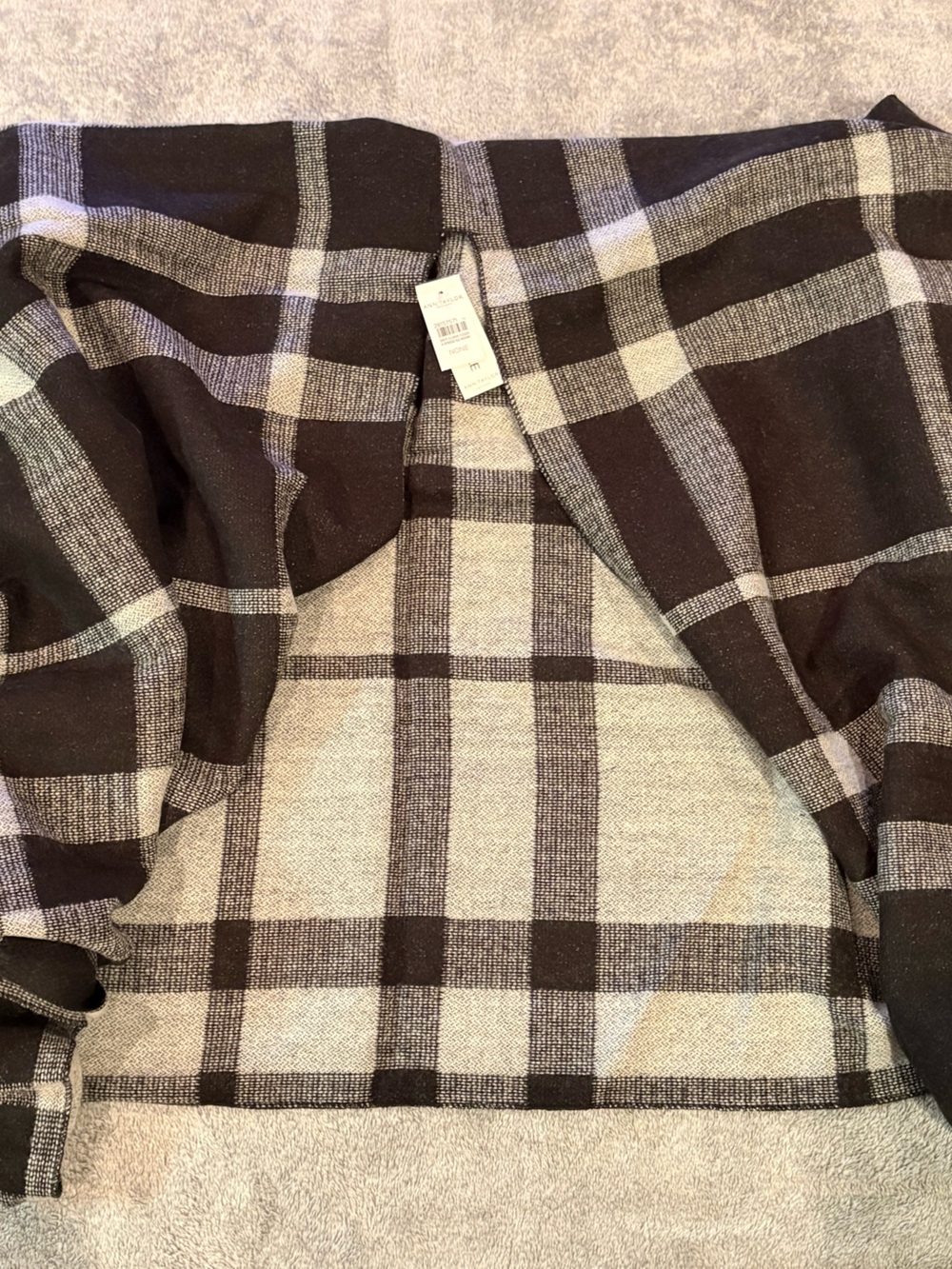 Ann Taylor Black and Gray Plaid Knit Wrap NWT